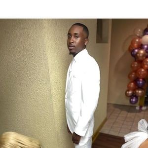 Meet your Posher, Frank